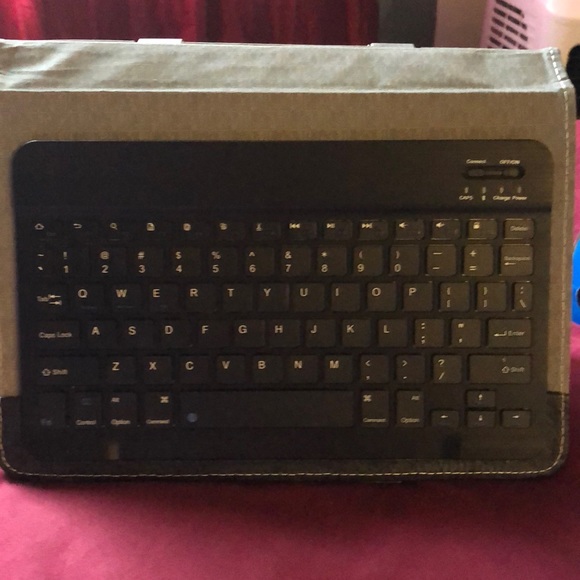 Universal keyboard - Picture 1 of 2